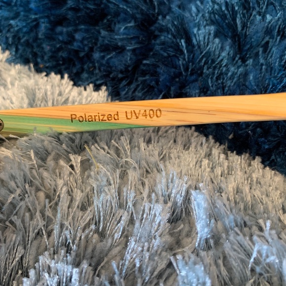 Pink Mirrored Polarized Cat-Eye FLOATING Sunglasses - Picture 5 of 6